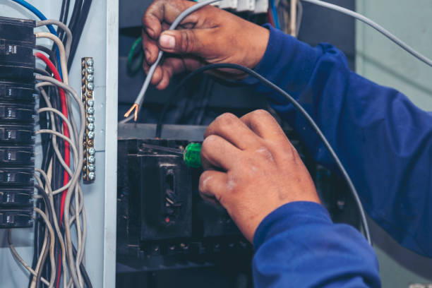 Best Licensed Electrician  in Fairmount, IN